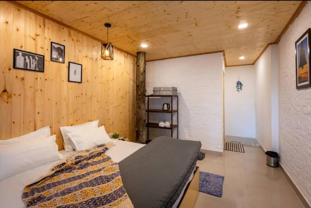 The Hill Story, Entire Chalet, Offbeat,Cozy Mussoorie Dış mekan fotoğraf